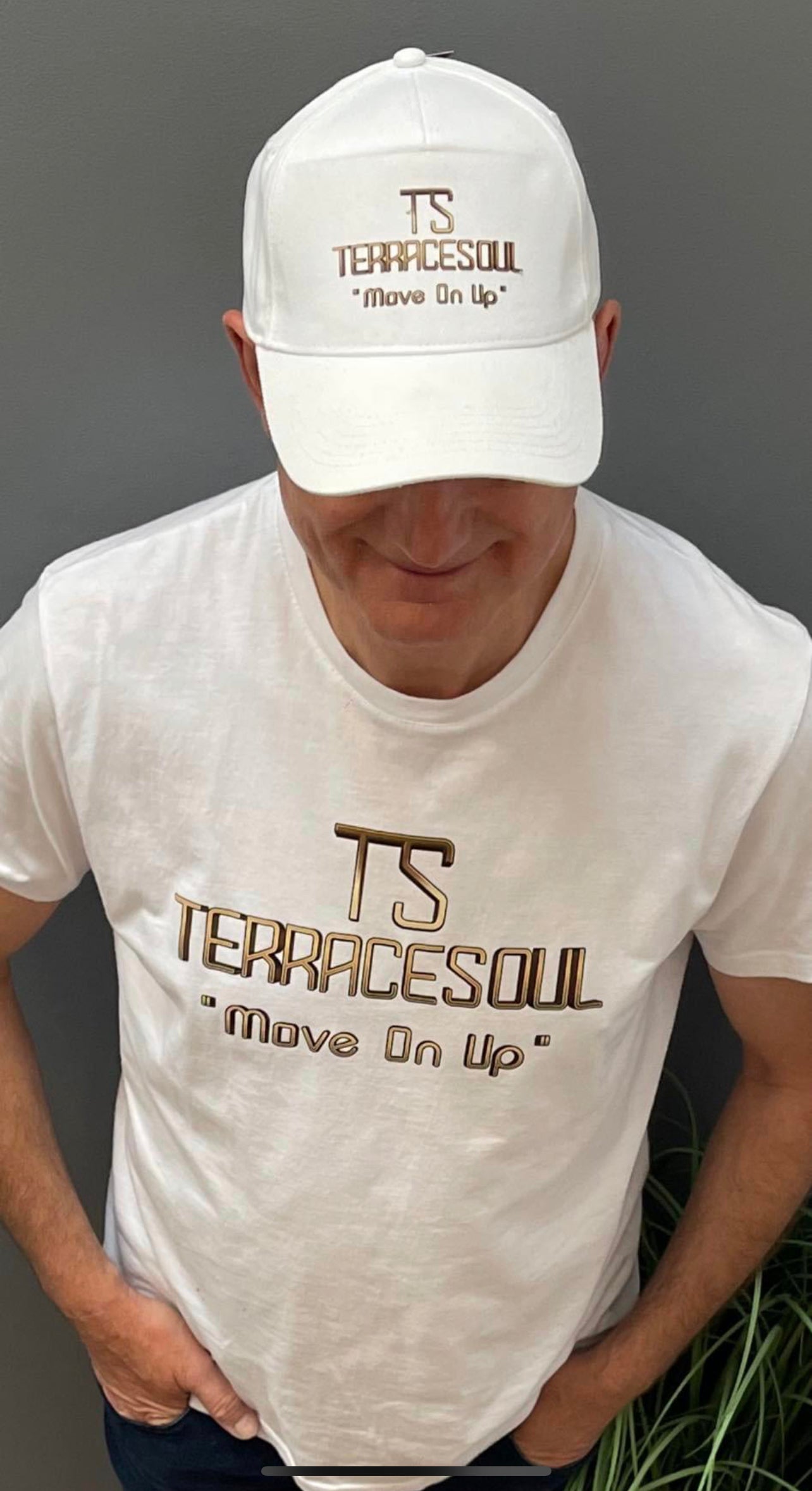 Printed Terracesoul white cap & white t shirt